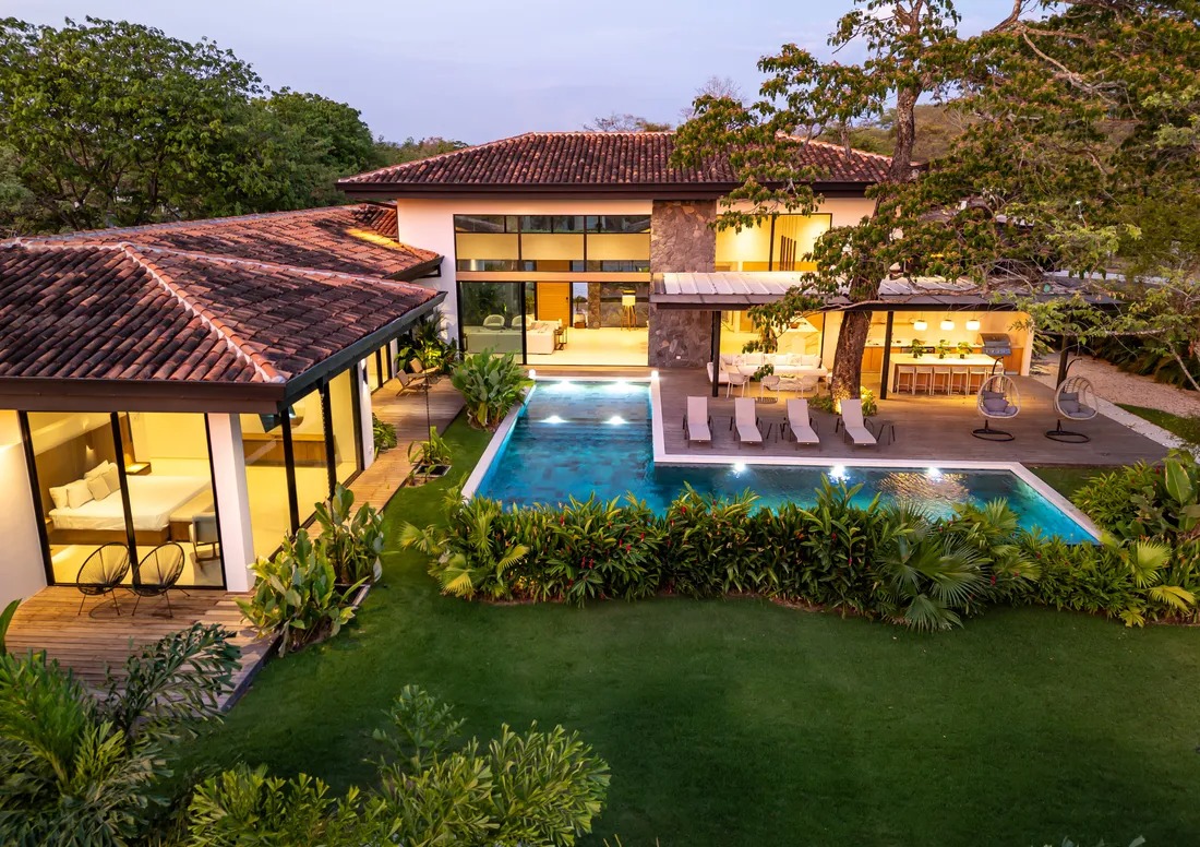 ENS-01 Casa Ensueño luxury home in Los Almendros, Hacienda Pinilla – photo 1