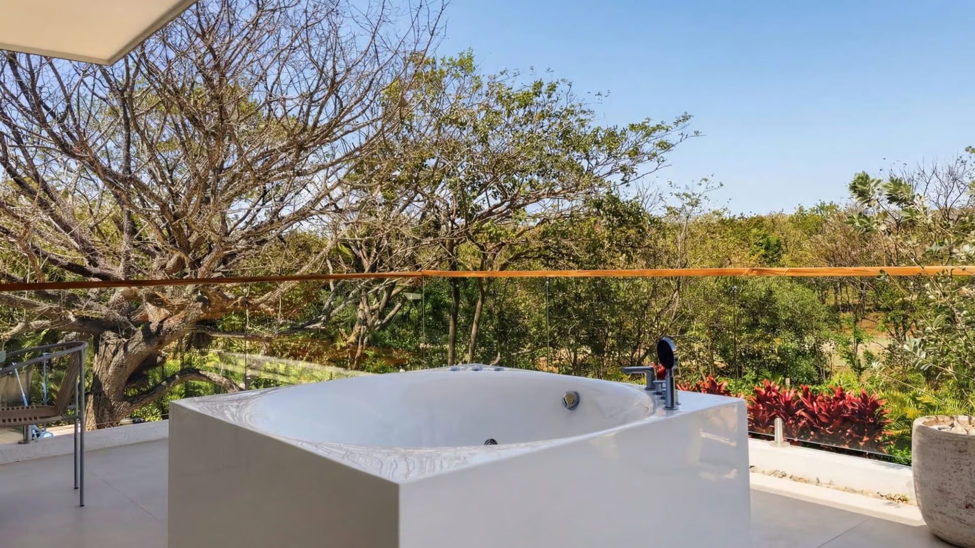 EST17 Casa Estrella del Mar luxury home in Hacienda Pinilla – photo 17