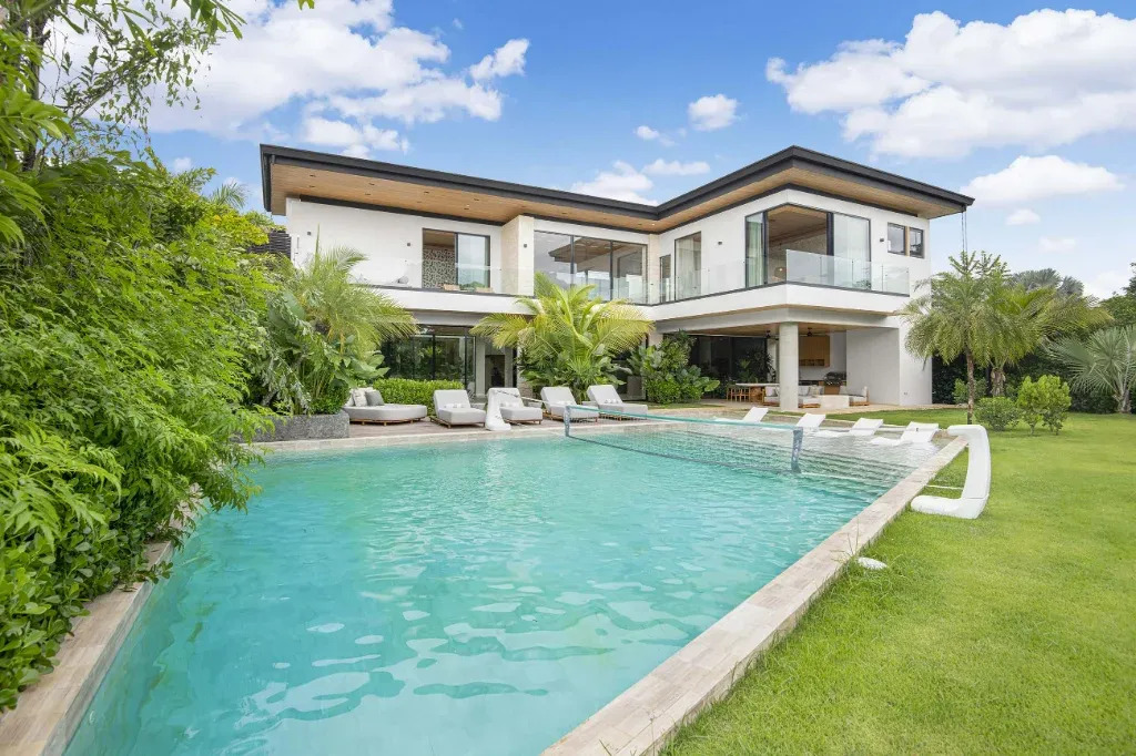 LDV9-1 La Dulce Vida 9 luxury home in Hacienda Pinilla, Costa Rica - photo 1
