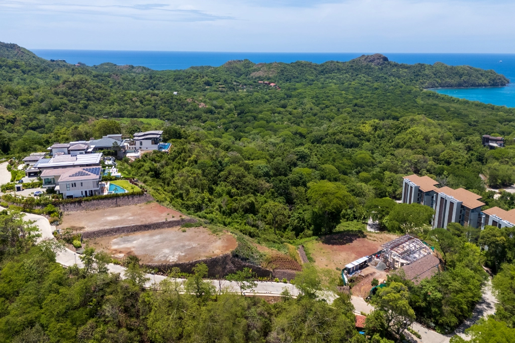 Guayacán Lot 2 – 4 Guayacán Lot 2 in Reserva Conchal, Guanacaste – photo 4