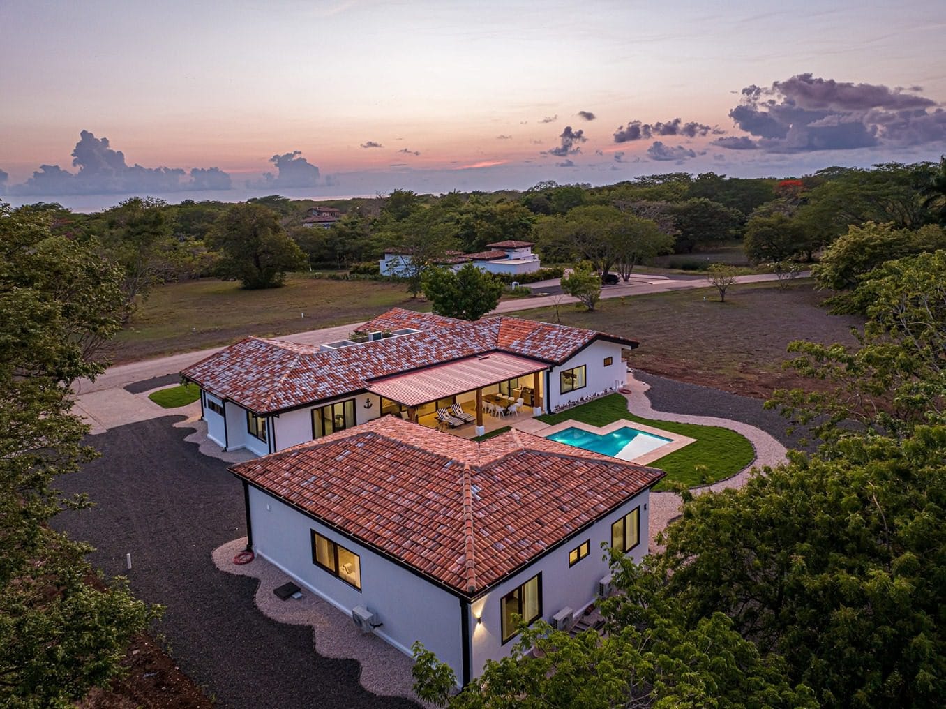 imageye___-_imgi_43_Casa-Samay-38.jpg Casa Samay luxury villa in Reserva de Golf, Hacienda Pinilla, Costa Rica - photo 1